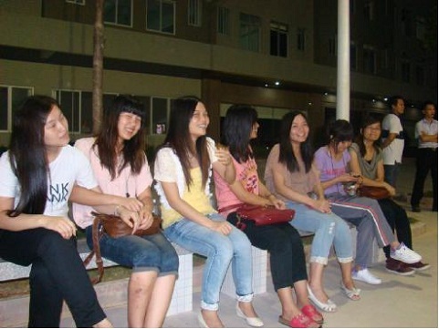 【煒林納動態】“煒林納——雄塑”友誼籃球賽